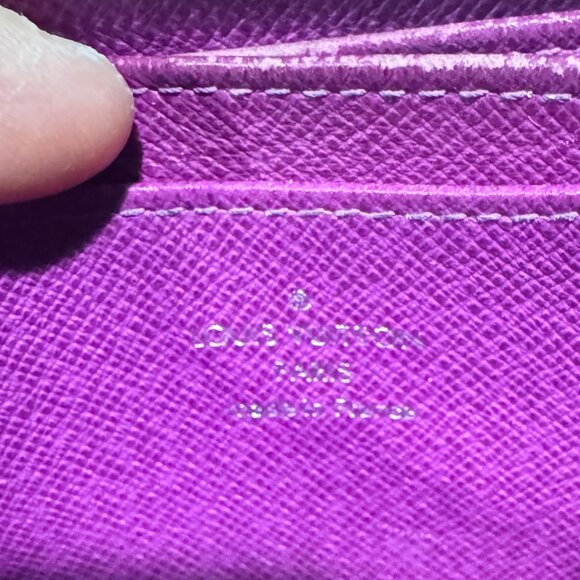 Louis Vuitton Vintage Zippy Wallet Purple Epi Leather Silver w/ Box Dust Bag - Picture 3 of 12